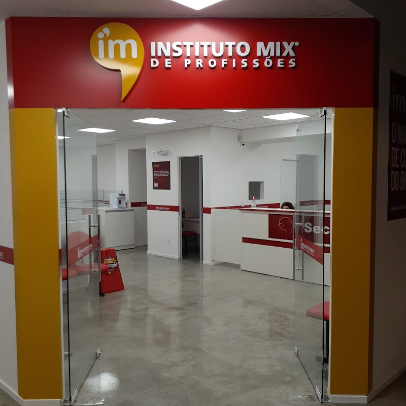Instituto Mix - Escola em Centro, Joinville/SC - Foto 2