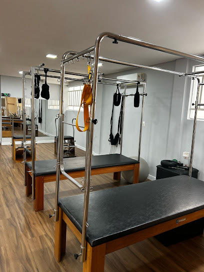 Curvas e Formas Studio de Pilates
